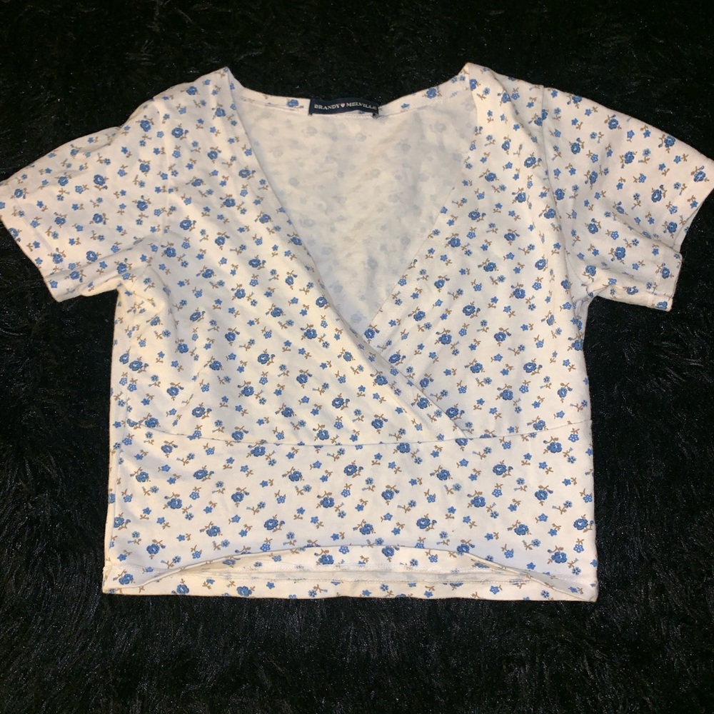 Trendy brandy Melville top